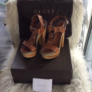Beautiful worn once GUCCI size 37